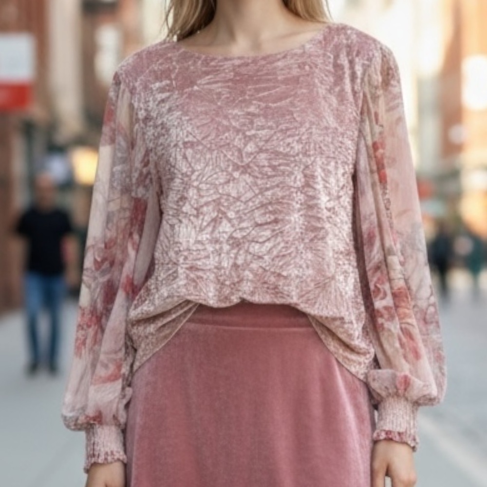 Anthro Meadow Rue Crushed Velvet Floral Boho Blouse SZ M Pink + Floral